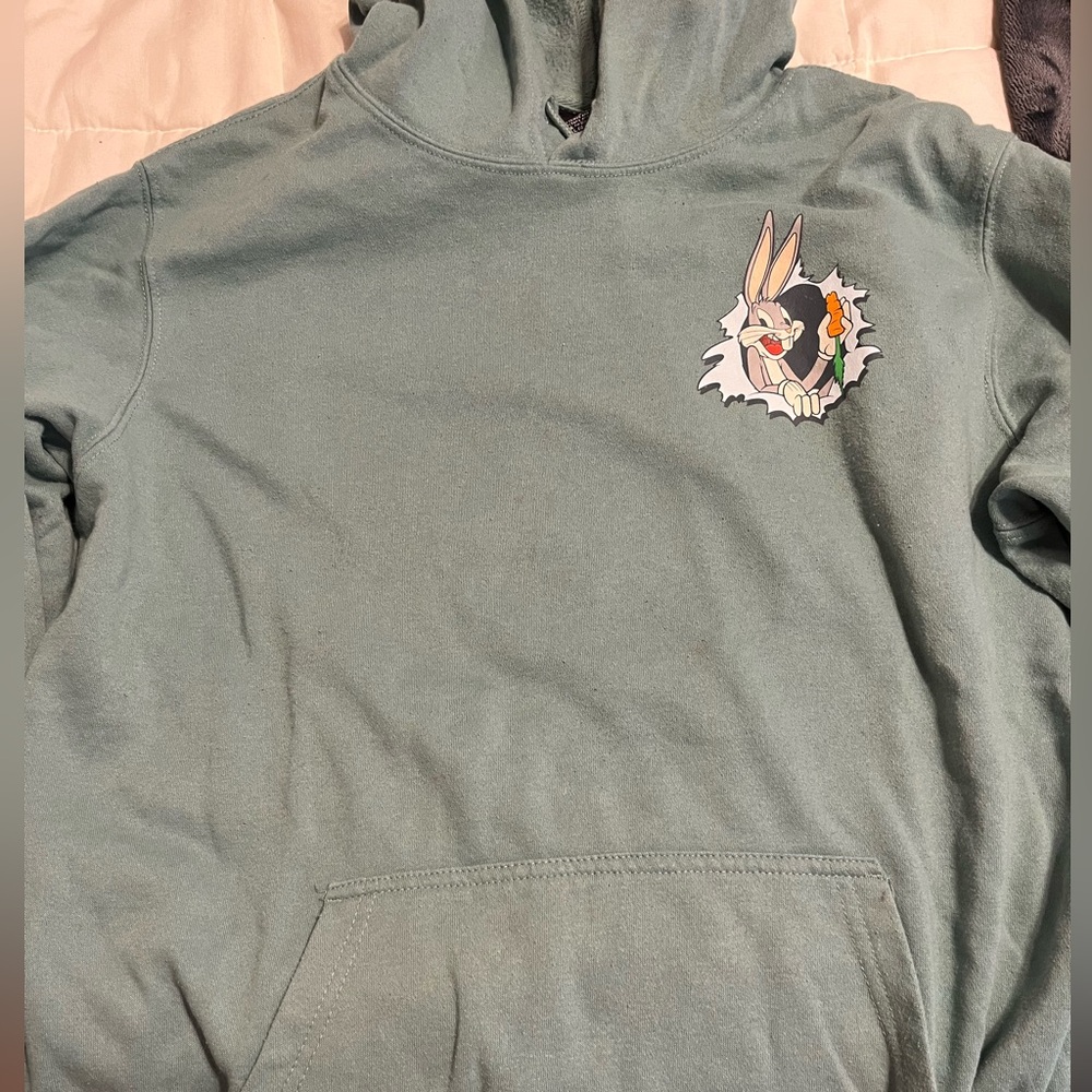 looney tunes green sweatshirt
